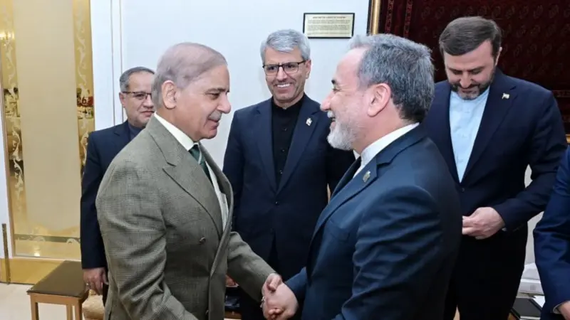 Shehbaz Sharif and Abbas Araghchi 