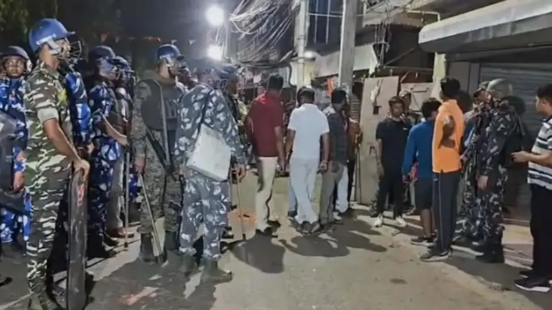A heavy police presence has been deployed at the spot where the supporters clashed.