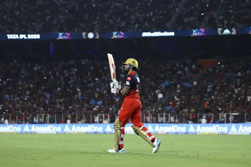 Virat Kohli prepares to take center stage
