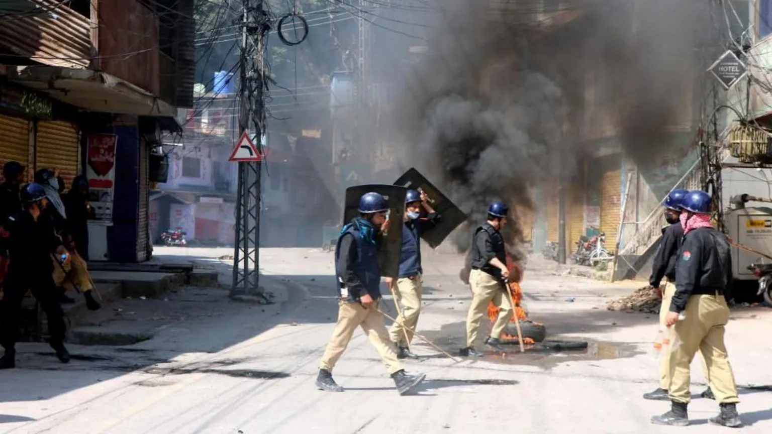 The detention of protest leaders over the weekend had fuelled further violence.