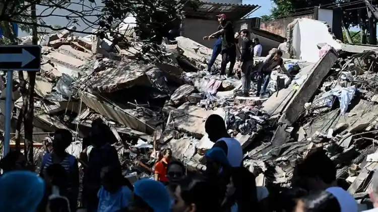 Debris from a collapsed building in Cali, Colombia, after an earthquake.