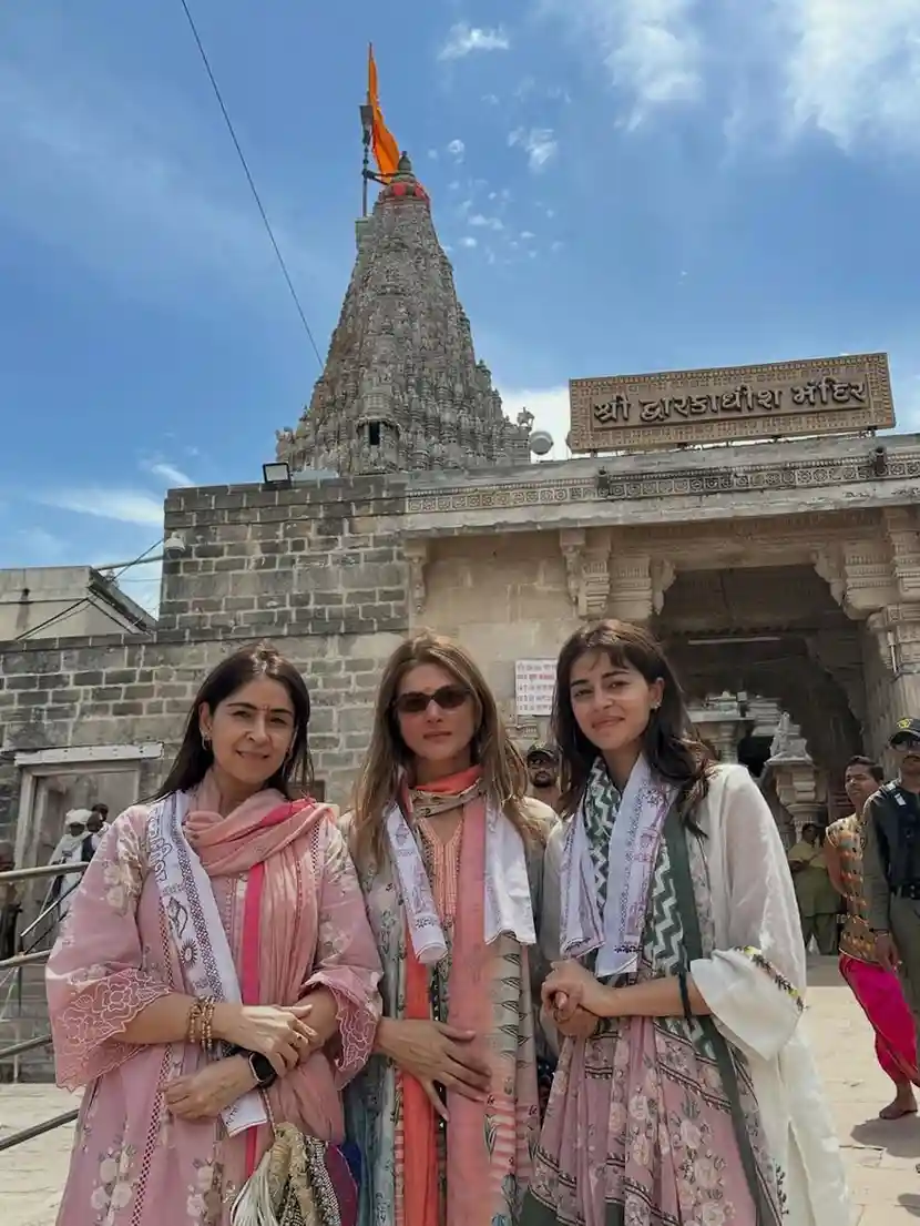 Ananya Panday With Family