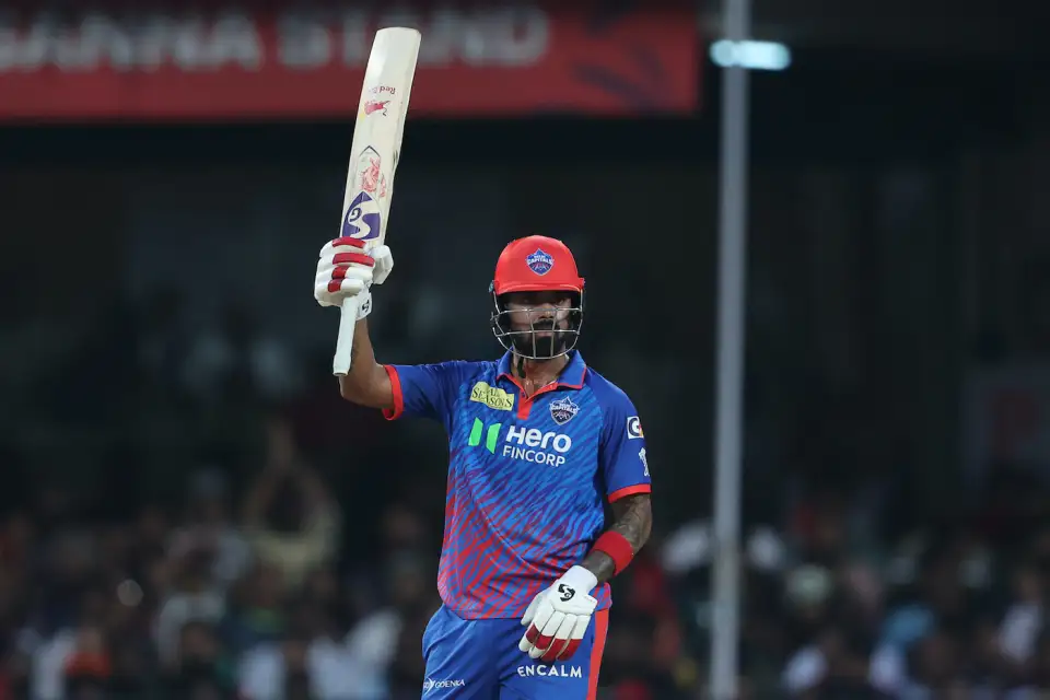 KL Rahul completes his fifty.