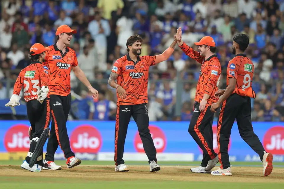 In this session, nothing is going right, and MI have suffered a 6-wicket defeat