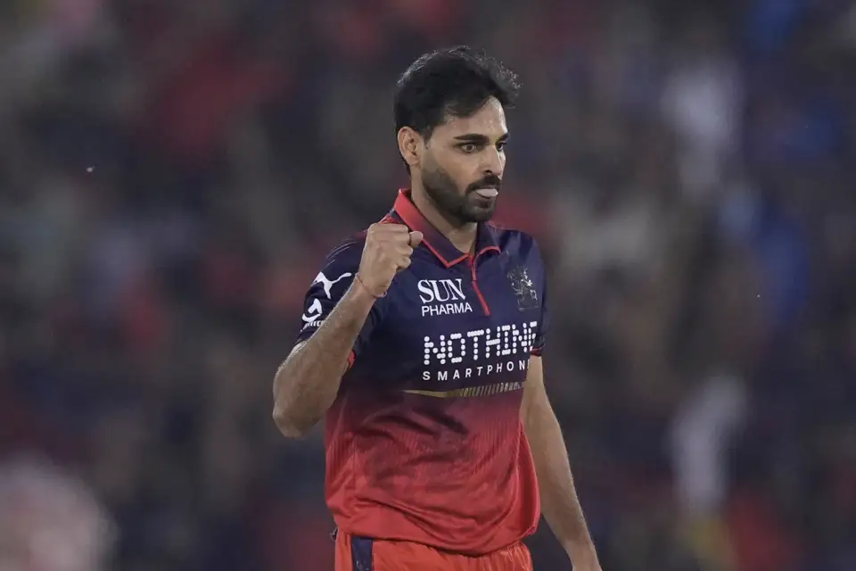 RCB Beat MI by 2 Wickets in Last-Over Thriller.