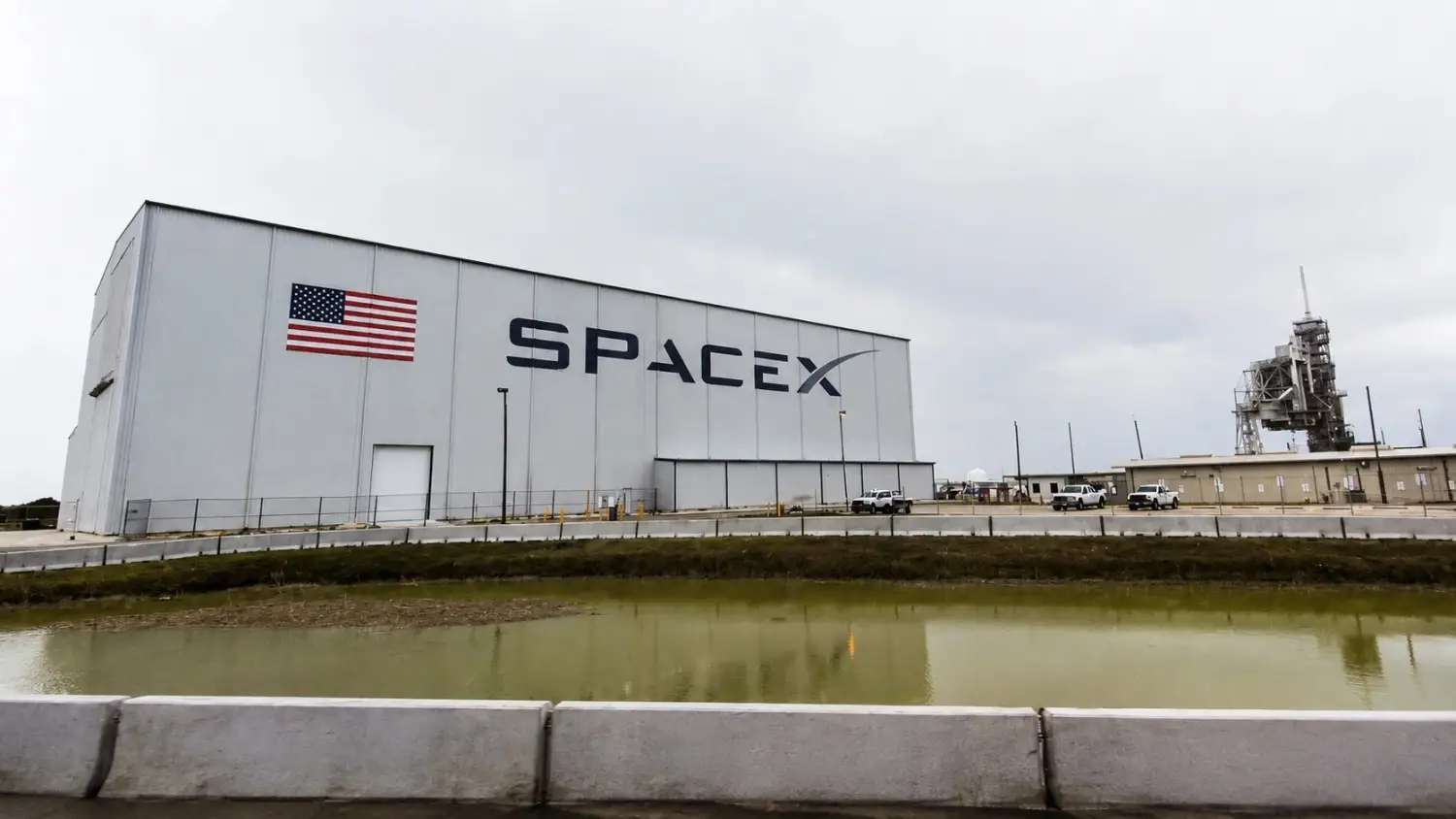 Wall Street’s Biggest Gamble Yet: Inside SpaceX’s $1.77 Trillion IPO.