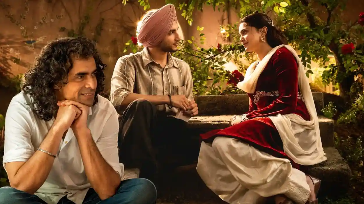 5 Reasons Why Imtiaz Ali’s Main Vaapas Aaunga Is the Perfect Weekend Watch.