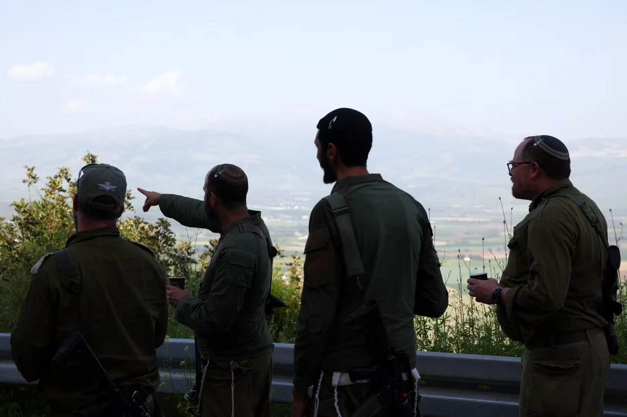 Israel is building a “Yellow Line” at the Lebanon border, similar to the one Israel has established in Gaza.