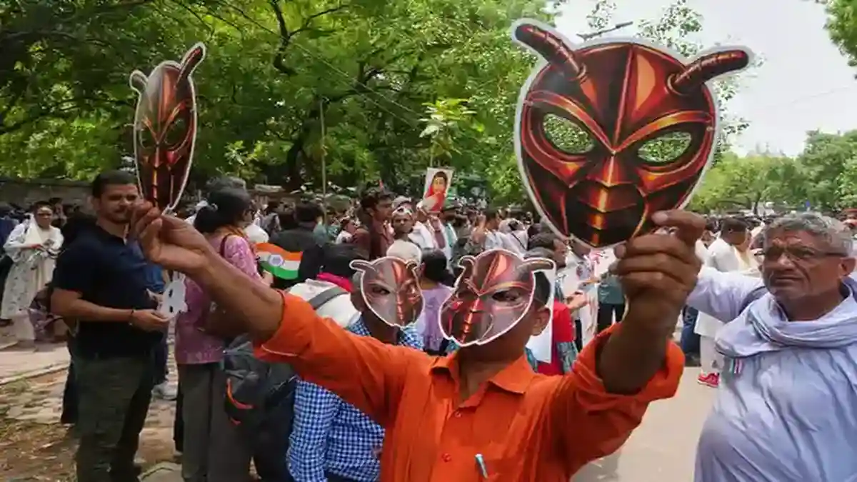 Teargas, Lathi-Charges As Thousands March to Parliament On First Day Of Monsoon Session