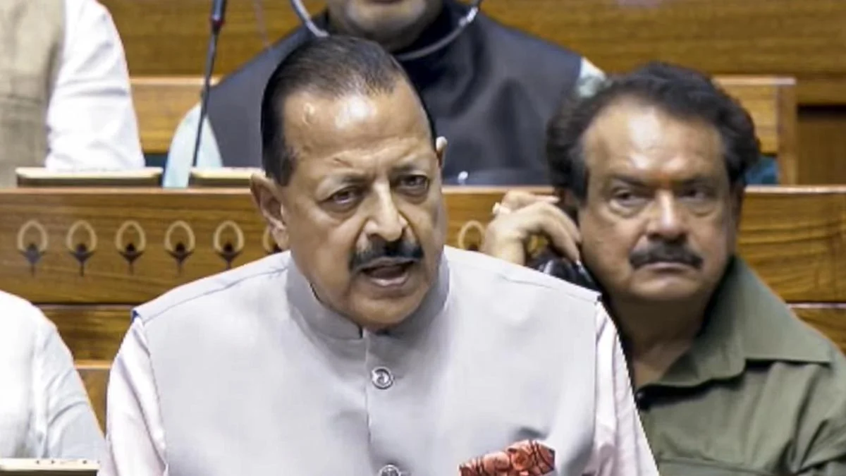 Day 8 of the Monsoon Session: Lok Sabha Clears Tougher Anti-Paper Leak Law Amid Uproar Over NEET Protests
