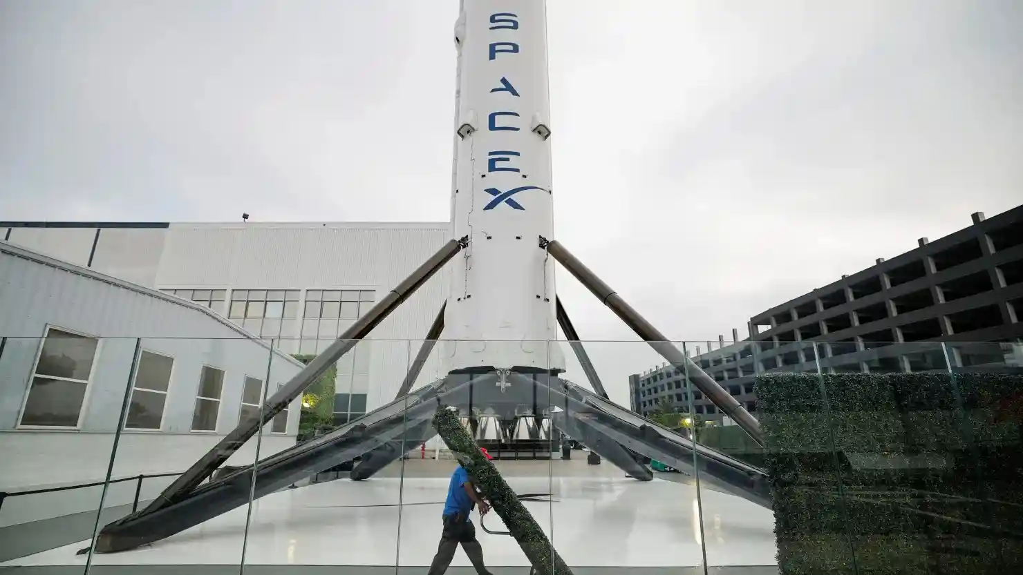 A Rocket Nobody Steered Is About to Hit the Moon, and Scientists Couldn't Be Happier