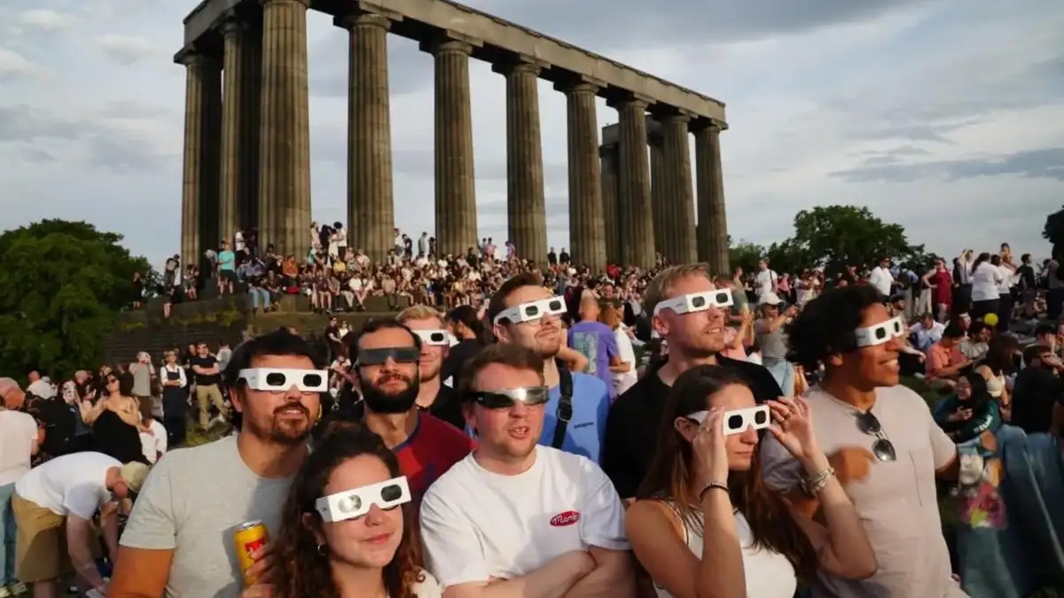 When the Sun Went Out Over Europe