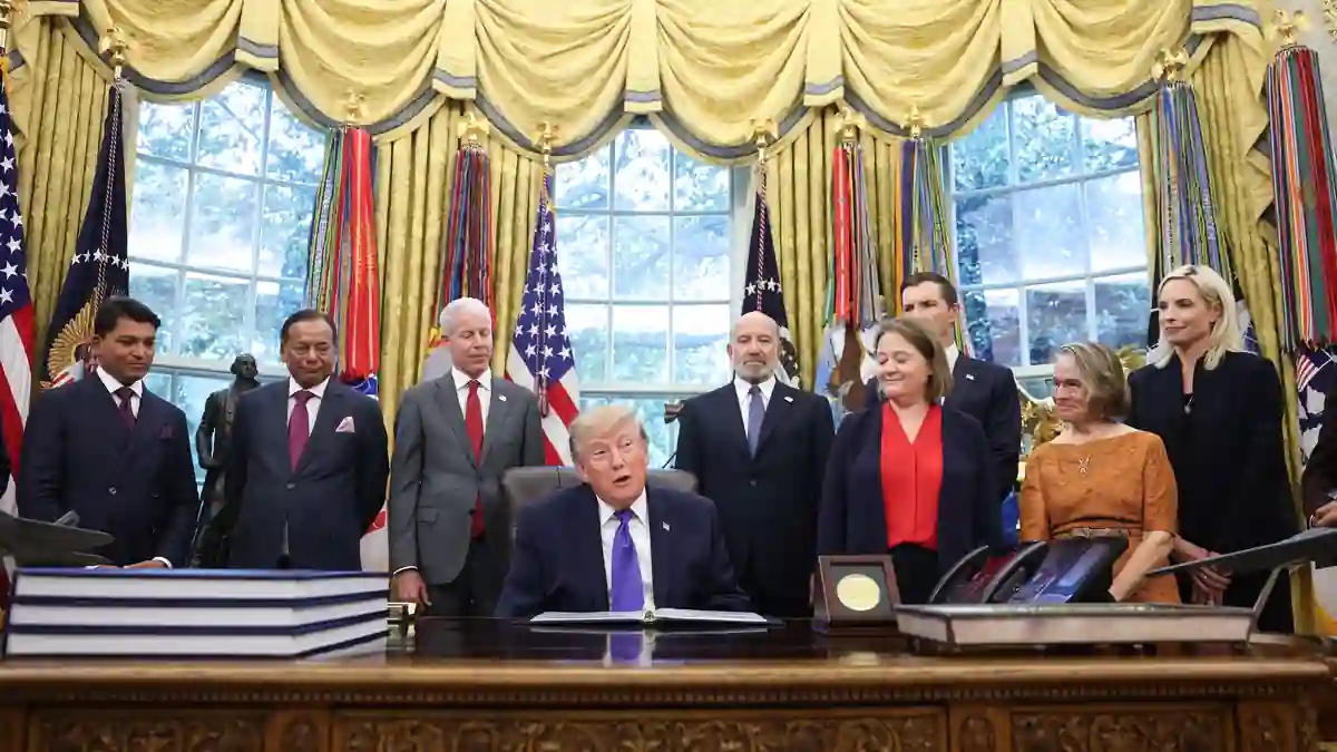 Trump Says $15 Billion Iowa Steel Plant Will Be the Biggest the US Has Ever Seen