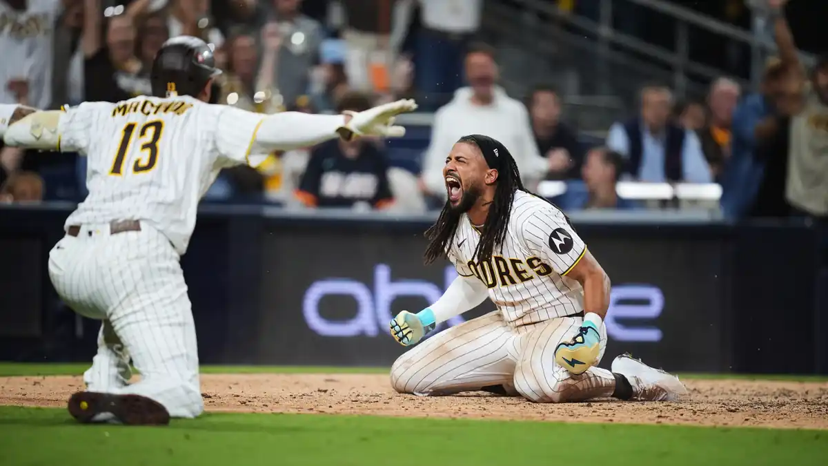 Padres Rout Cubs 8-0 in Wild Card Series Opener Behind Tatis' Historic Leadoff Homer
