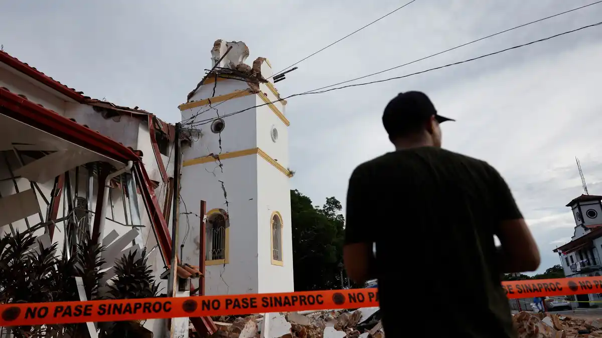 Magnitude 7.7 Earthquake Strikes Southern Panama, Triggers Tsunami Warnings Across the Pacific Coast