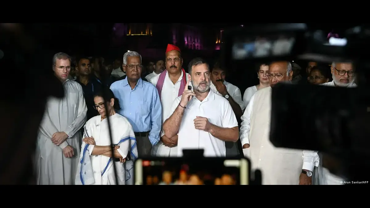 Rahul Gandhi said that opposition parties will submit a memorandum to the CJI on behalf of the country